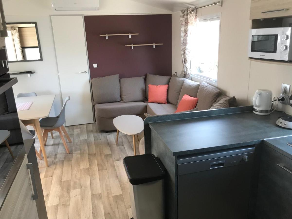 Mobil Home Camping Le Mar Estang Bord De Plage Canet-en-Roussillon Bagian luar foto