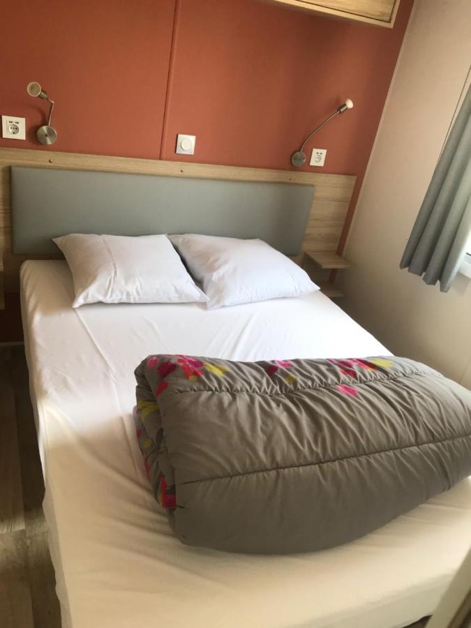 Mobil Home Camping Le Mar Estang Bord De Plage Canet-en-Roussillon Bagian luar foto
